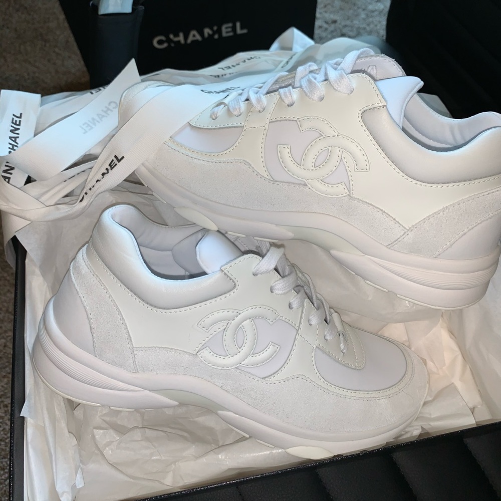 Chanel sport runner triple white